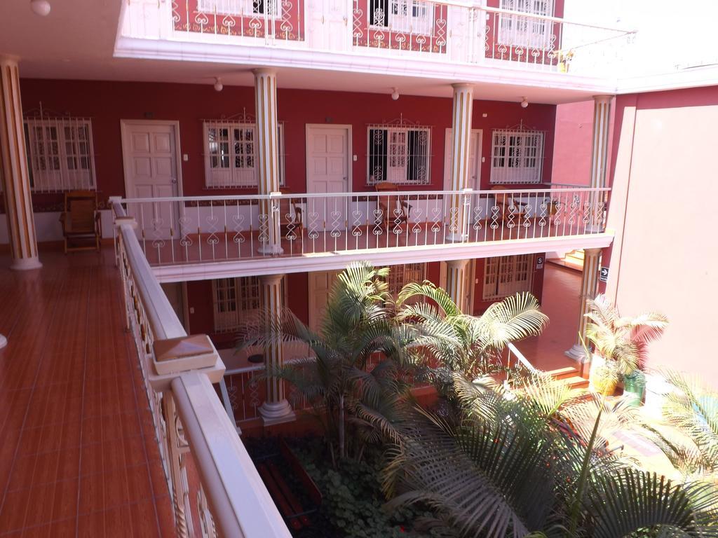 Hotel Colonial Trujillo Eksteriør billede