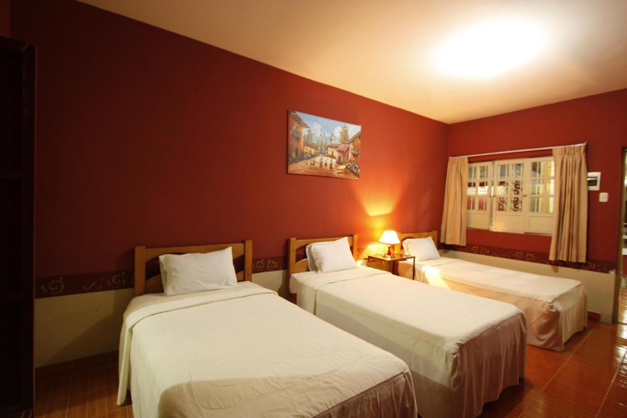 Hotel Colonial Trujillo Eksteriør billede