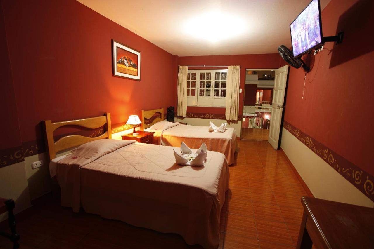 Hotel Colonial Trujillo Eksteriør billede