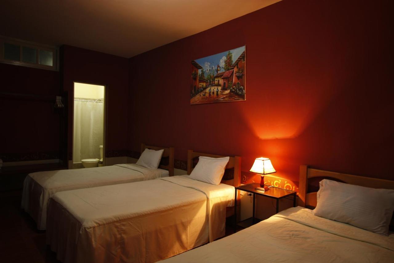 Hotel Colonial Trujillo Eksteriør billede