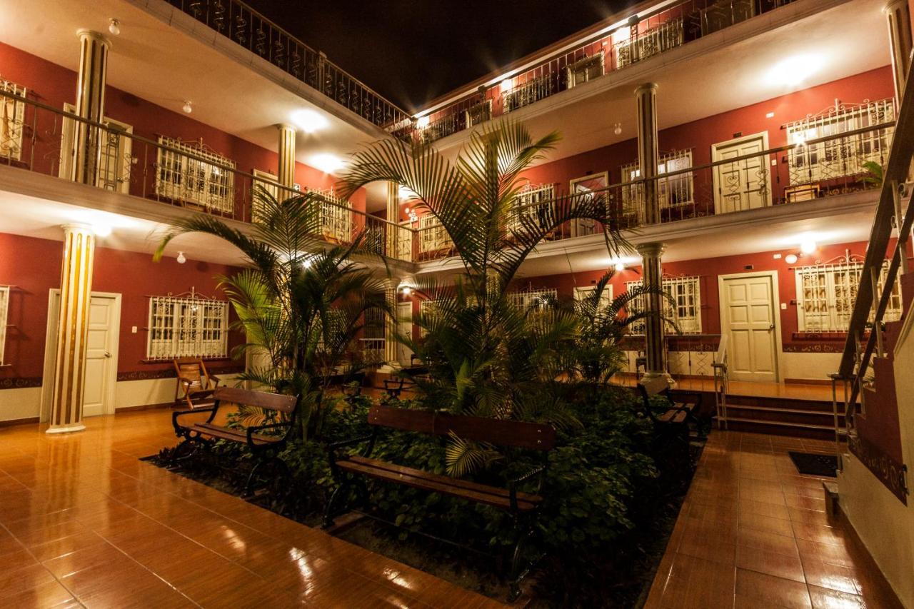 Hotel Colonial Trujillo Eksteriør billede
