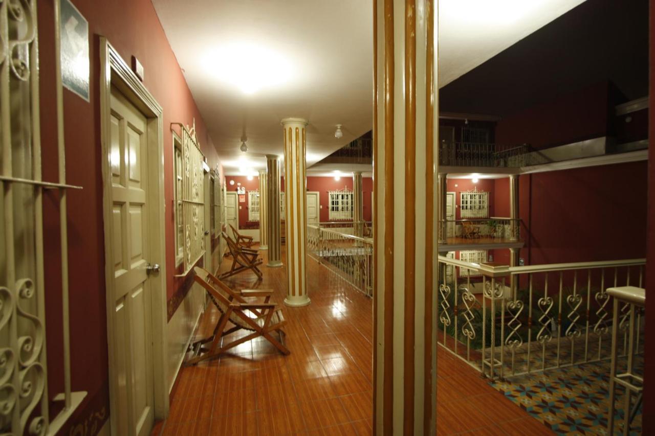 Hotel Colonial Trujillo Eksteriør billede