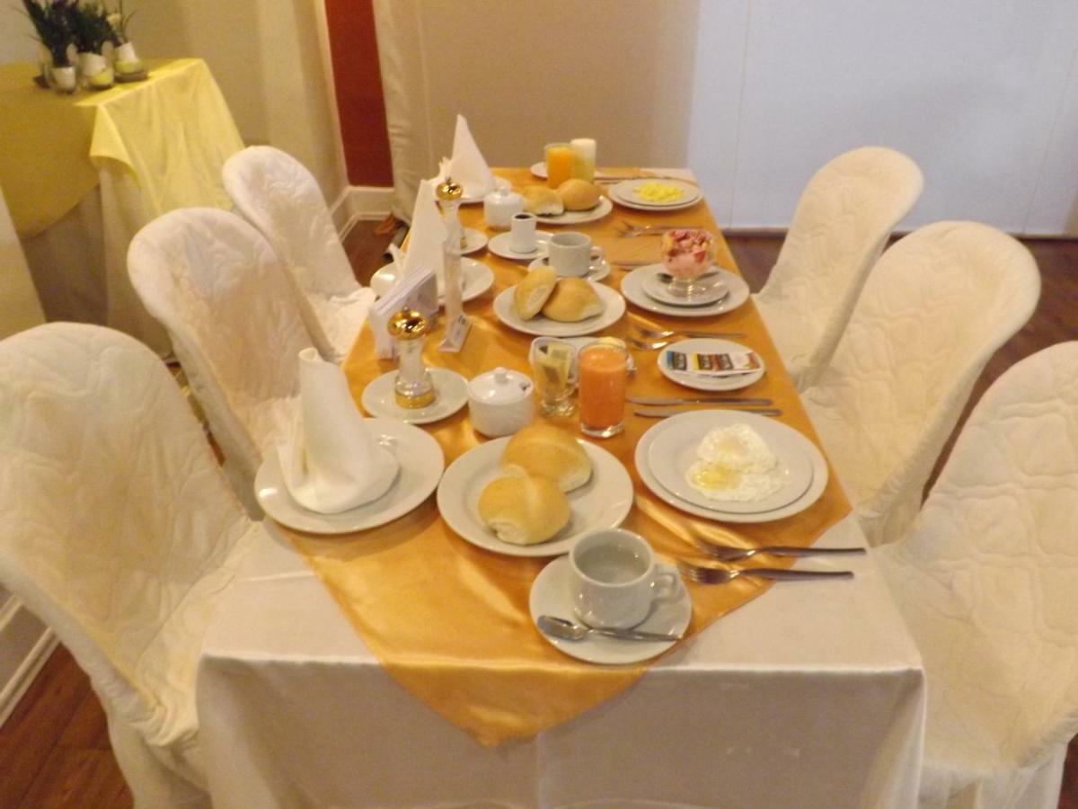 Hotel Colonial Trujillo Eksteriør billede